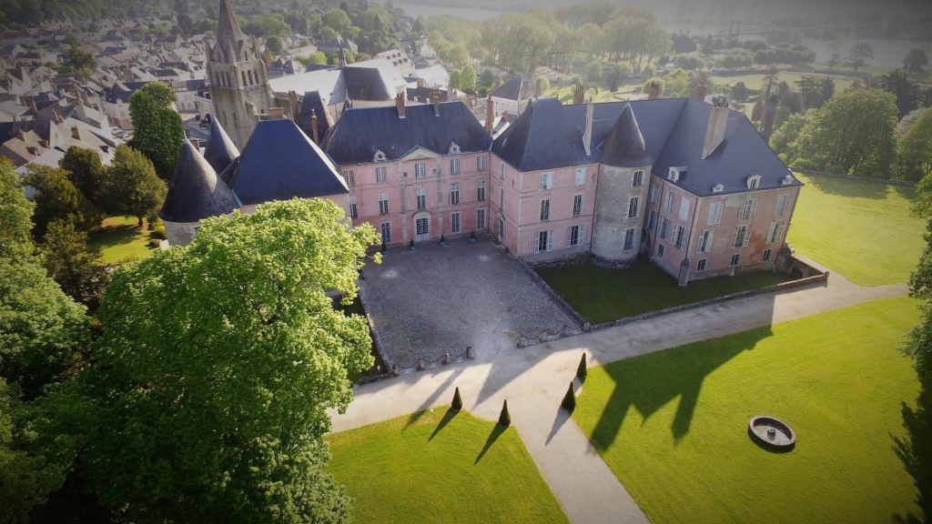 Château de Meung-sur-Loire © D. R.